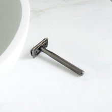 Load image into Gallery viewer, e-grin 🌱 Safety Razor - Black - e-grin